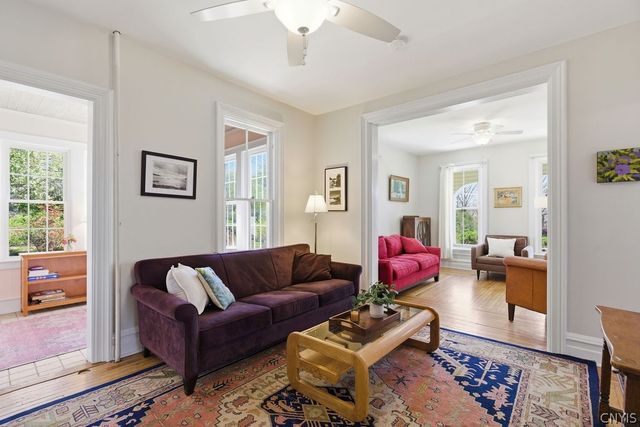 6 West Elizabeth Street, Skaneateles, NY 13152
