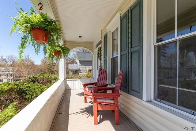 6 West Elizabeth Street, Skaneateles, NY 13152