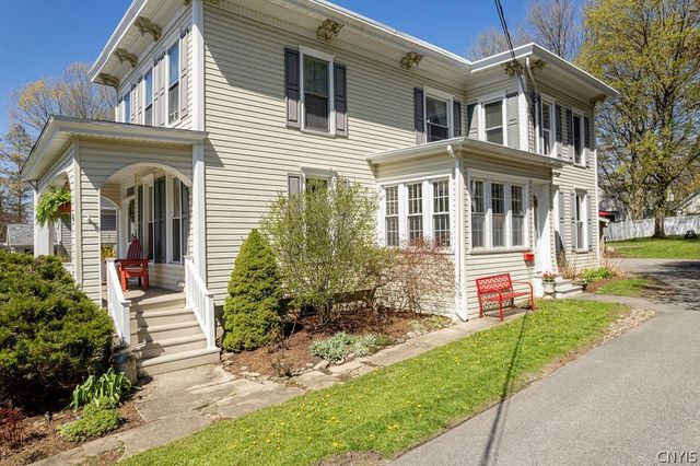 6 West Elizabeth Street, Skaneateles, NY 13152