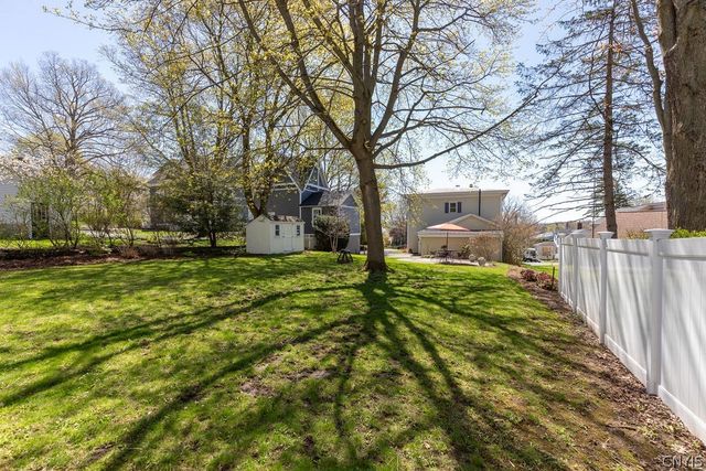 6 West Elizabeth Street, Skaneateles, NY 13152