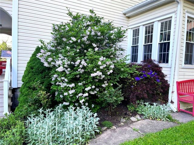 6 West Elizabeth Street, Skaneateles, NY 13152