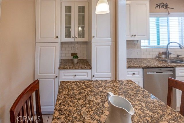 1030 E San Jose, Burbank, CA 91501