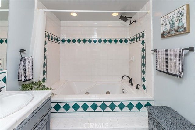 1030 E San Jose, Burbank, CA 91501