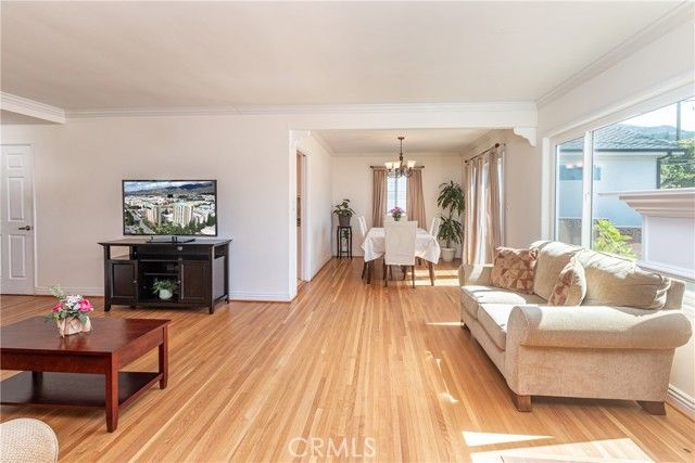 1030 E San Jose, Burbank, CA 91501