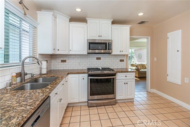 1030 E San Jose, Burbank, CA 91501