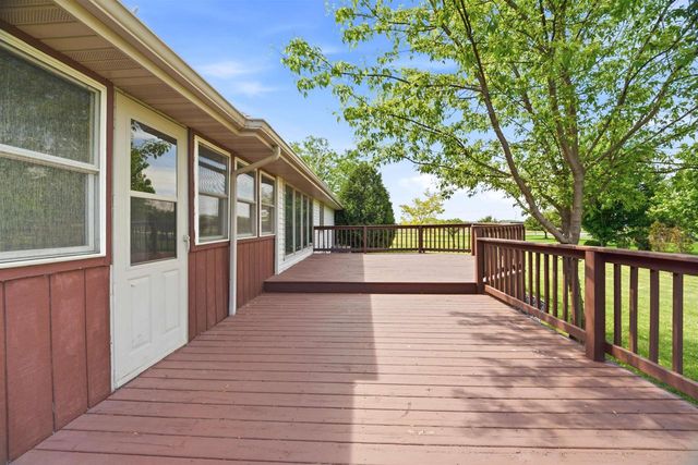 W2048 EVERGREEN DRIVE, Kaukauna, WI 54130