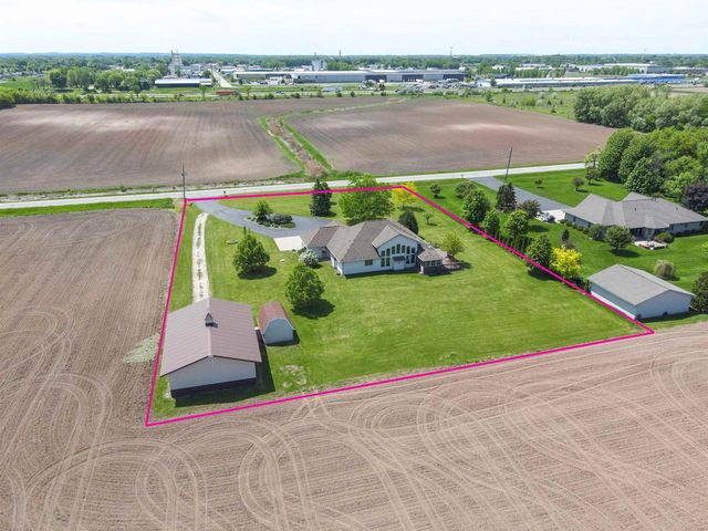 W2048 EVERGREEN DRIVE, Kaukauna, WI 54130