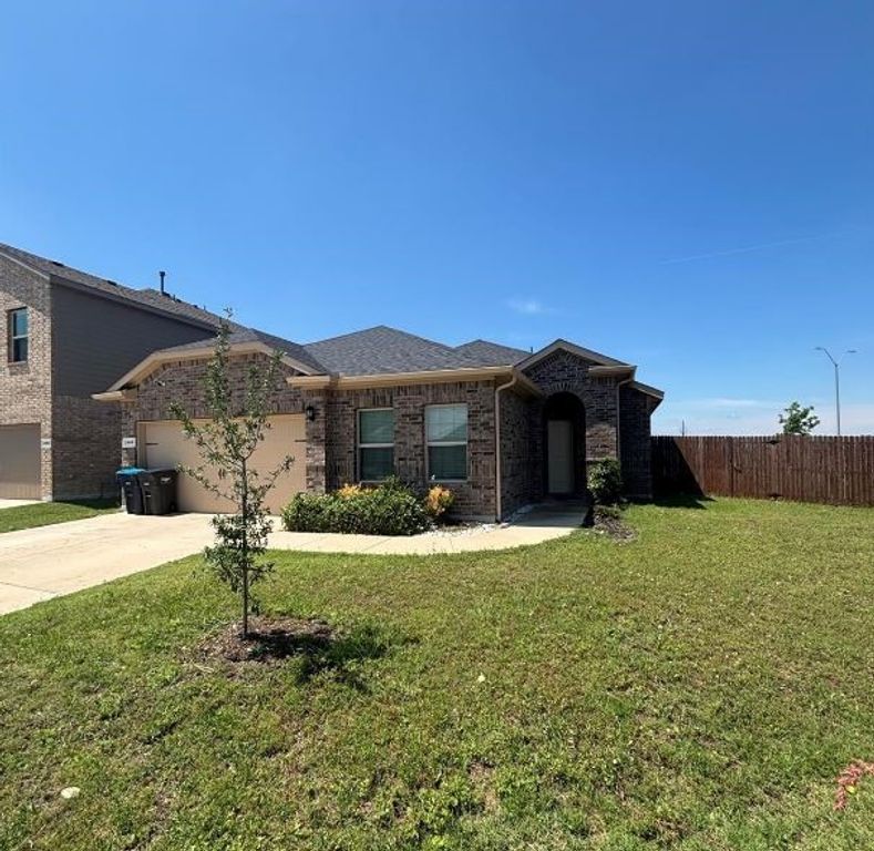 2440 Edisto Beach Drive, Fort Worth, TX 76108 — exterior