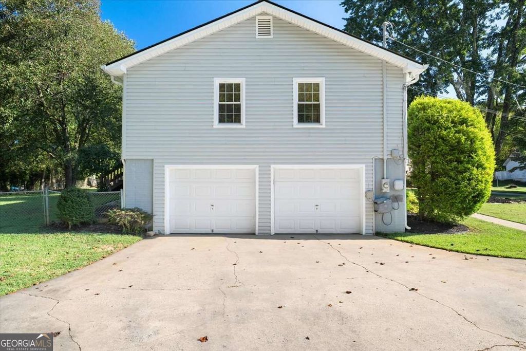 404 Hill Crest Court, Woodstock, GA 30188 — photo 5