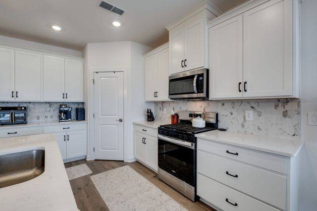 1340 Beasley Blvd, Mount Juliet, TN 37122