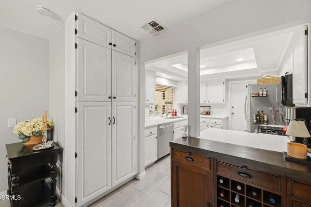 924 Sandberg Lane, Ventura, CA 93003