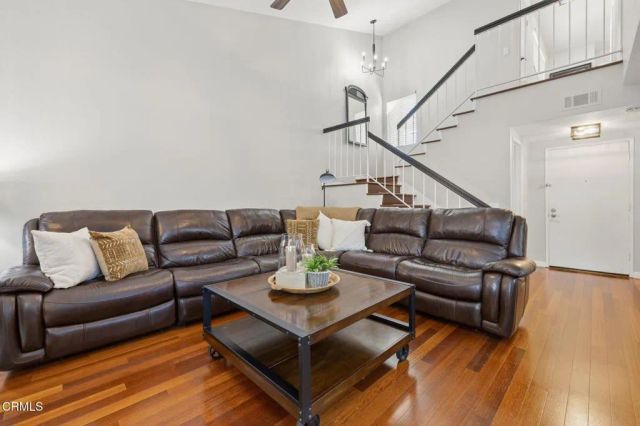 924 Sandberg Lane, Ventura, CA 93003