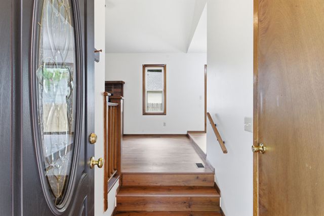 635 N Covington St, Wichita, KS 67212