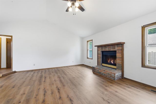 635 N Covington St, Wichita, KS 67212