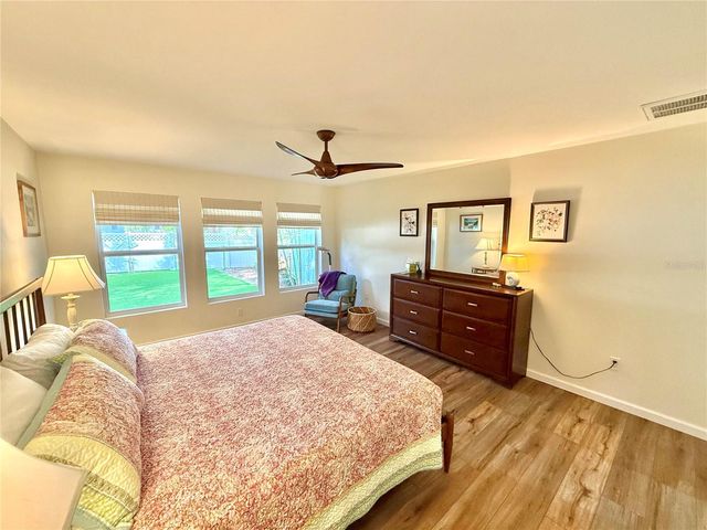 1304 NEW YORK AVENUE, Dunedin, FL 34698