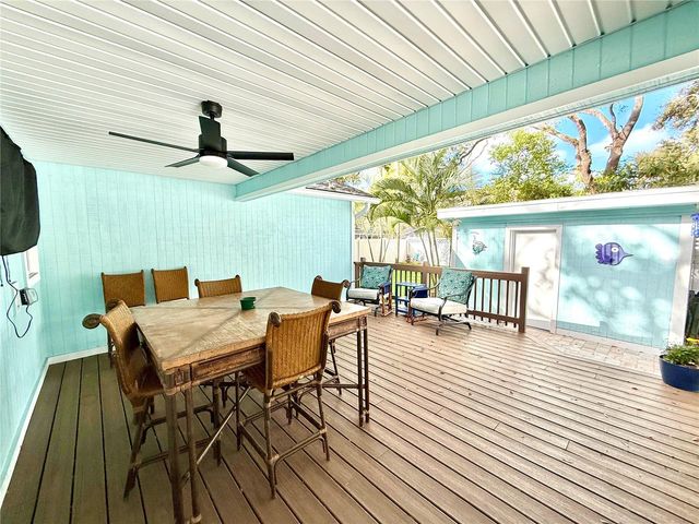 1304 NEW YORK AVENUE, Dunedin, FL 34698