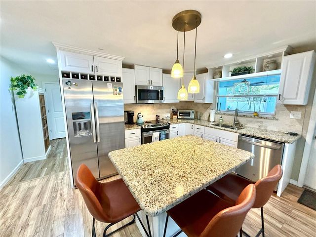 1304 NEW YORK AVENUE, Dunedin, FL 34698