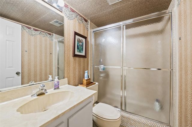 3225 NE 13th Street 201, Pompano Beach, FL 33062