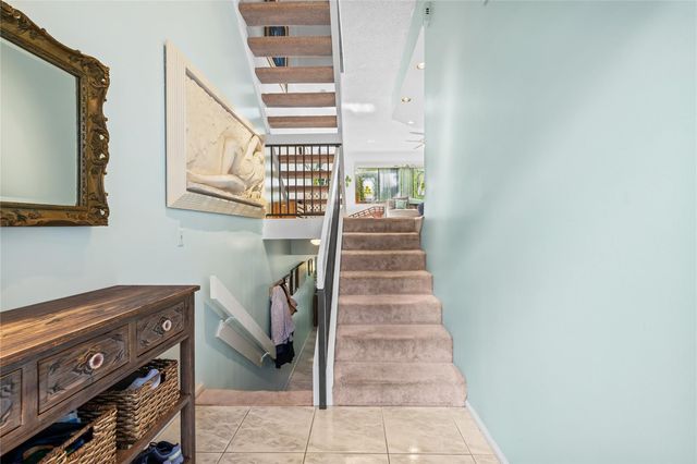 3225 NE 13th Street 201, Pompano Beach, FL 33062