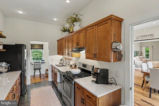 65 BROOKVILLE HOLLOW RD, Stockton, NJ 08559