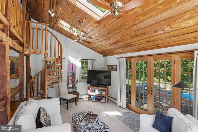 65 BROOKVILLE HOLLOW RD, Stockton, NJ 08559