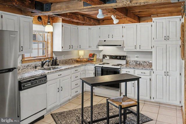 65 BROOKVILLE HOLLOW RD, Stockton, NJ 08559