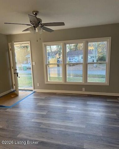 4209 Saint Francis Ln, Louisville, KY 40218