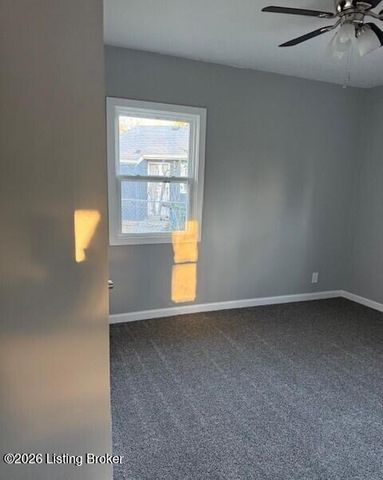 4209 Saint Francis Ln, Louisville, KY 40218