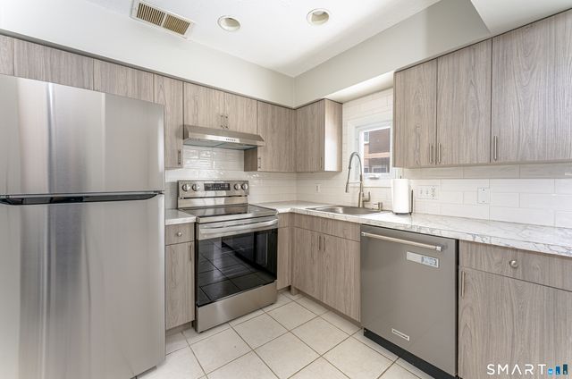 120 Wooster Street L, New Haven, CT 06511