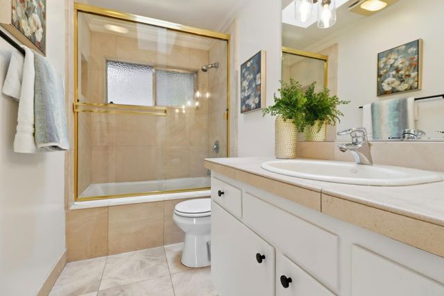 20 Brookmont Circle, San Anselmo, CA 94960