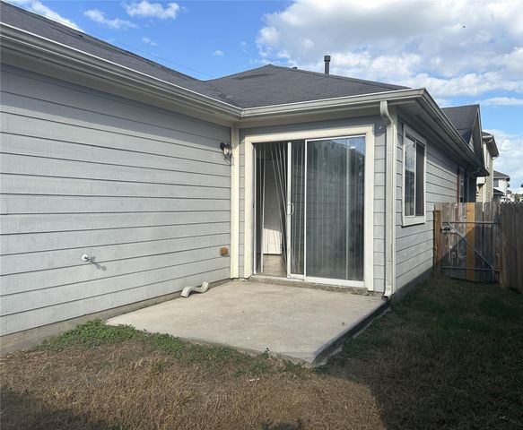 1023 Verde Trails Drive, Houston, TX 77073