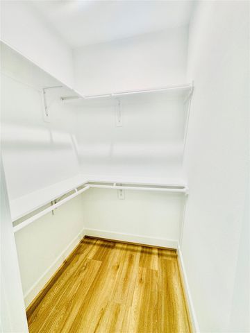 9362 Starfire Lane, Houston, TX 77036