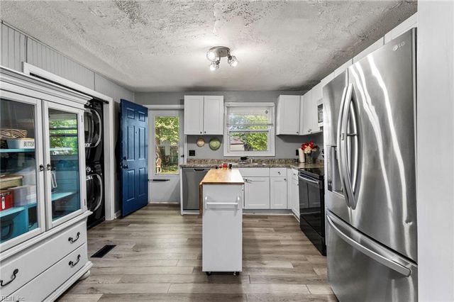 131 Jordan DR, Hampton, VA 23666