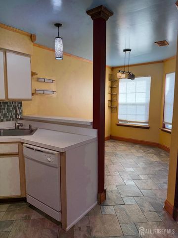 176 Nebula Road, Piscataway, NJ 08854