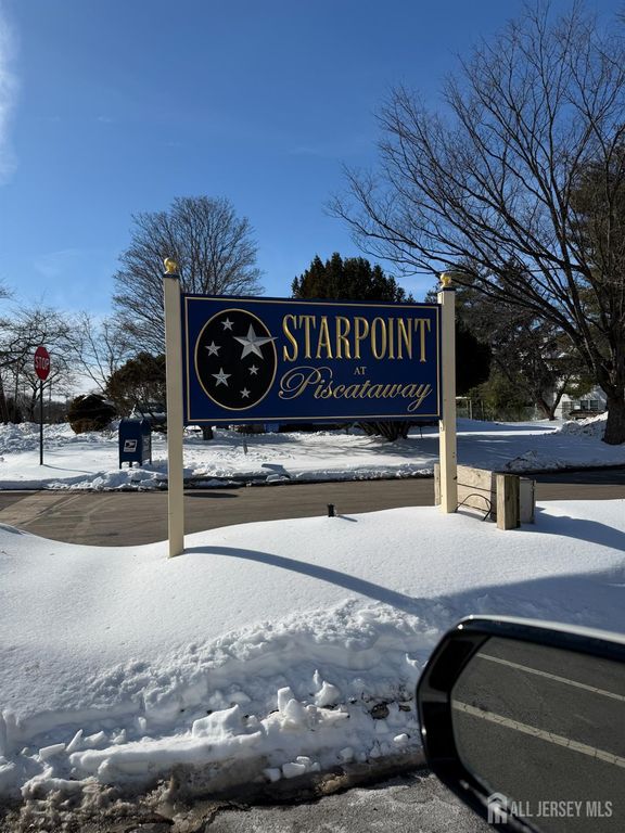 176 Nebula Road, Piscataway, NJ 08854