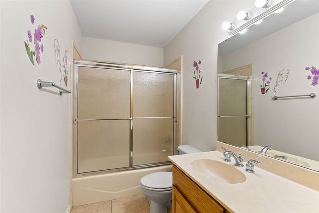 3833 Casa Blanca Ct, Corpus Christi, TX 78418