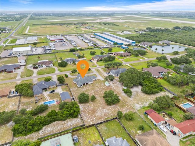 3833 Casa Blanca Ct, Corpus Christi, TX 78418
