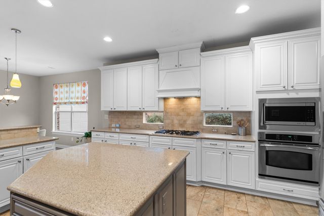 1131 Cahill Way, Shady Shores, TX 76208