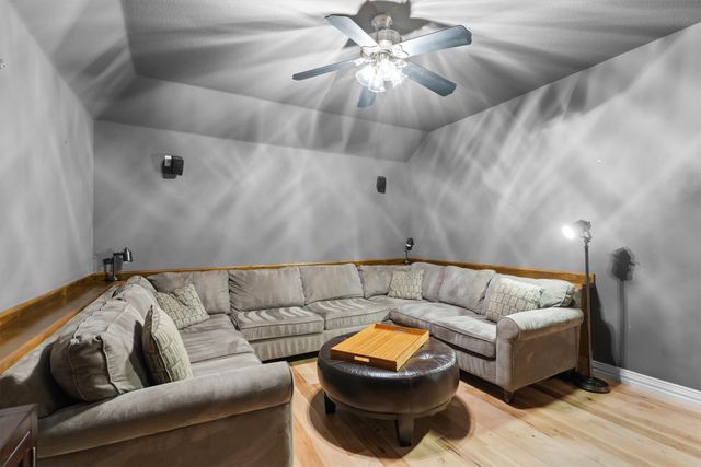 1131 Cahill Way, Shady Shores, TX 76208