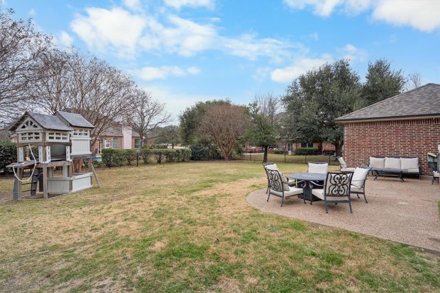 1131 Cahill Way, Shady Shores, TX 76208