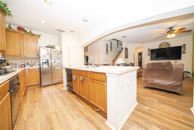 7815 Longbow Lane, Arlington, TX 76002