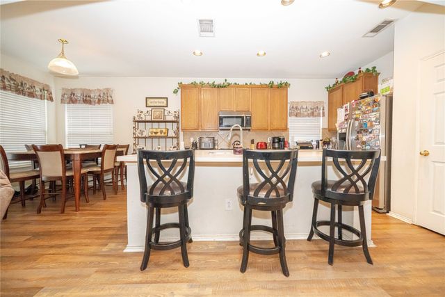 7815 Longbow Lane, Arlington, TX 76002