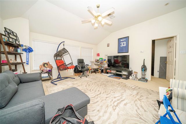 7815 Longbow Lane, Arlington, TX 76002