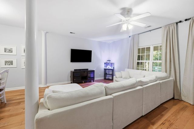 1733 Wyngate Circle, Mount Pleasant, SC 29466