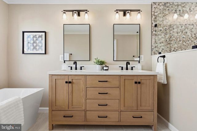 10052 NAUGHTON CT, Bristow, VA 20136