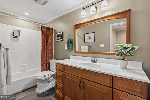 10052 NAUGHTON CT, Bristow, VA 20136