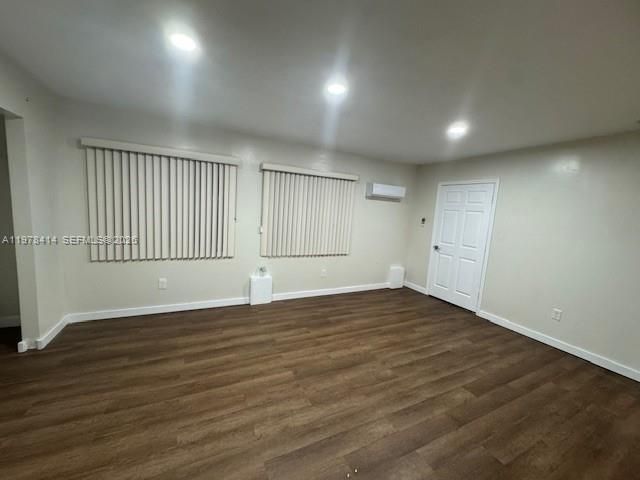 2354 NW 93rd Ter 1, Miami, FL 33147