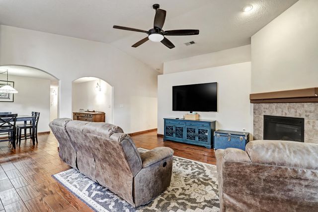 4936 Sundance Drive NE, Rio Rancho, NM 87144