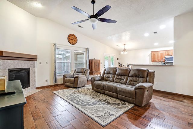 4936 Sundance Drive NE, Rio Rancho, NM 87144