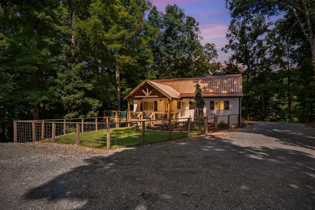 800 Reynolds Bridge Rd, Benton, TN 37307